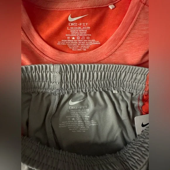 Boys Nike Dri-FIT 2 Pc Set Shirt & Shorts Orange Gray Size 5 NWT - Picture 3 of 4